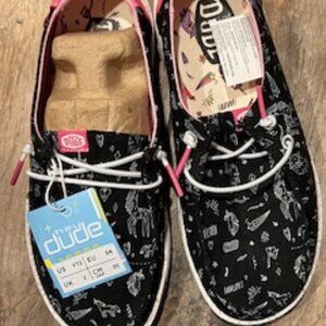 Hey Dudes - Youth Size 2 - Black / White (Wendy Unicorn)